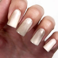 Charger l'image dans la galerie, VERNIS À ONGLES GEL JOIA VEGAN, 01CE THRESHOLD GLOW, 6ML