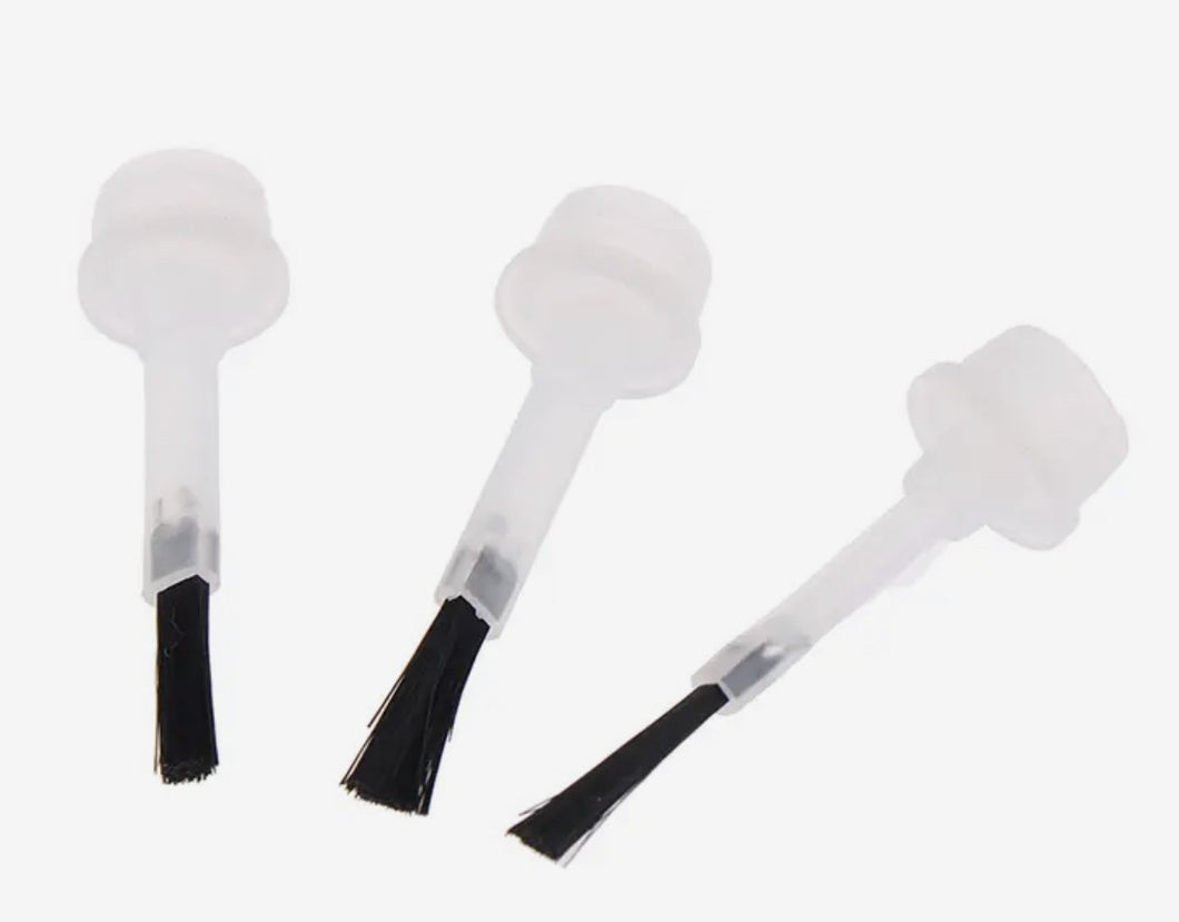 SPARE VARNISH BRUSHES