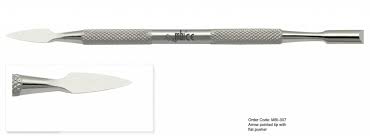 CUTICLE PUSHER WITH ARROWHEAD