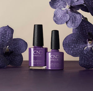 CND VINYLUX #410 ABSOLUTELY RADISHING 0.50OZ